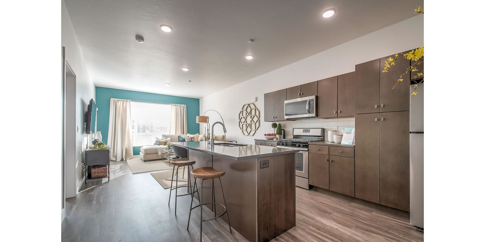 The Bonneville Apartments > The Richardson Design Partnership